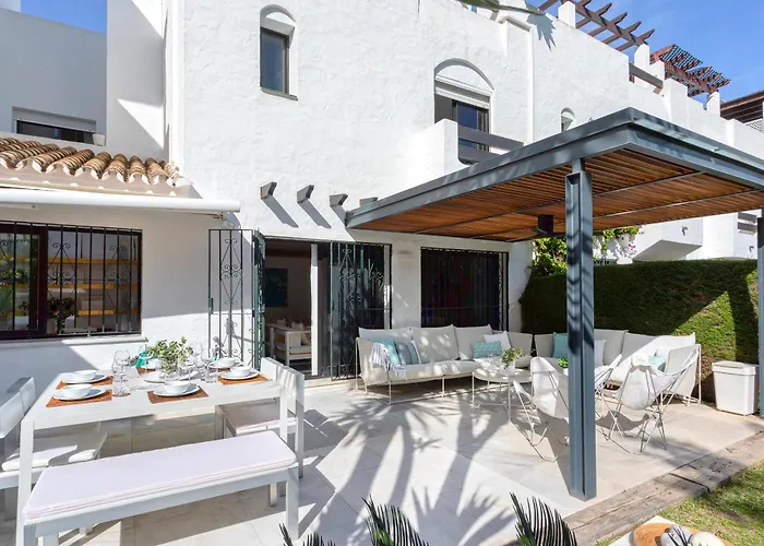 Genteel Home Guadalvillas